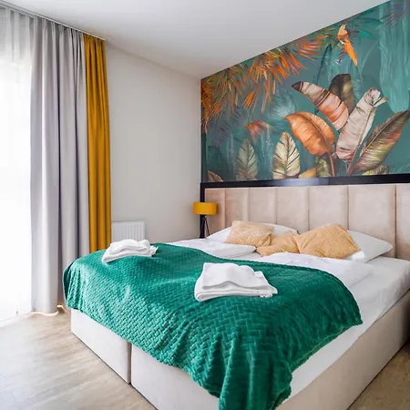 100a-40 3-pokojowy Sunset Apartment